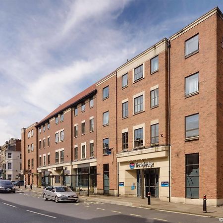 Ramada Encore York Exterior foto