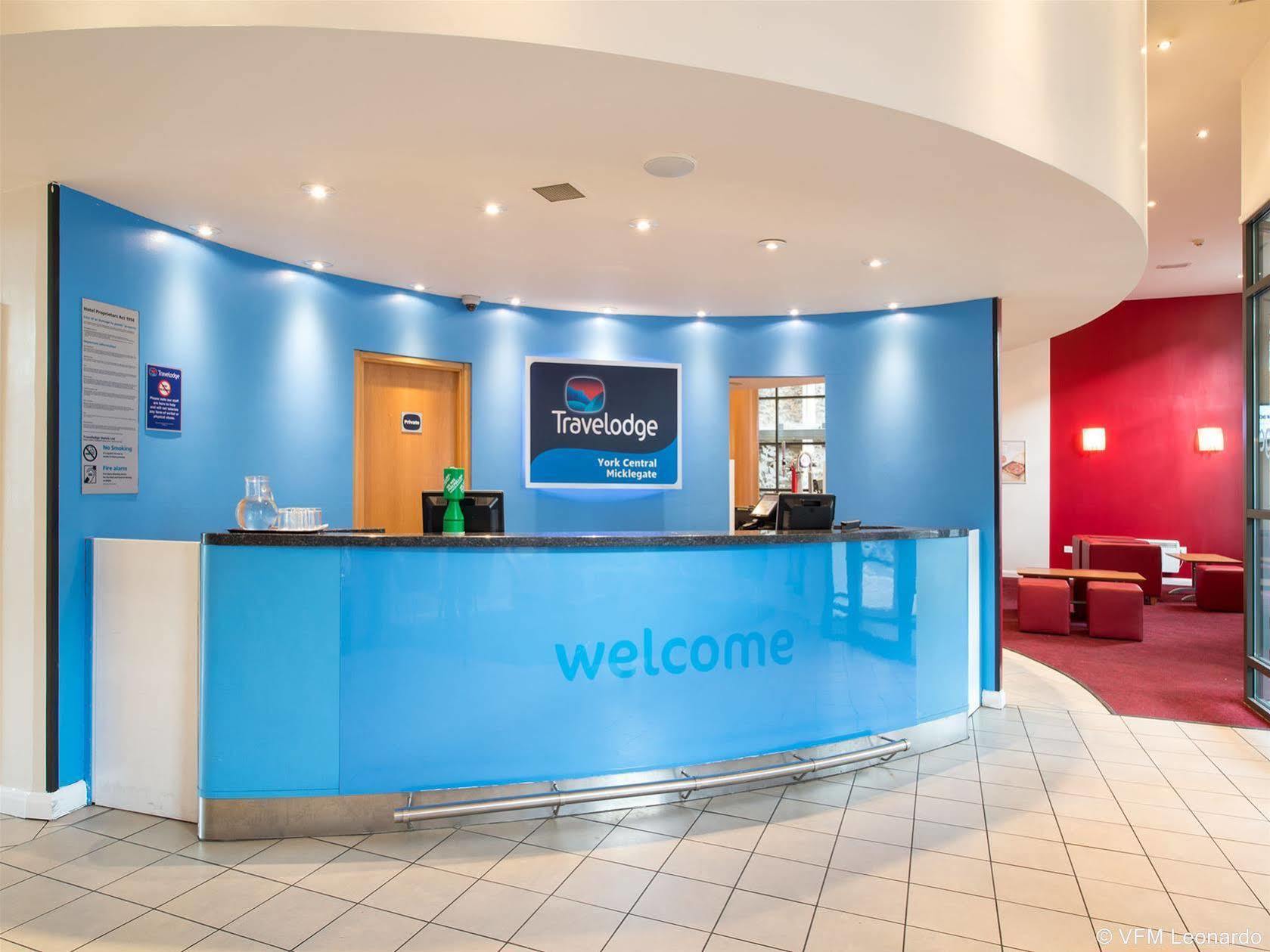 Ramada Encore York Exterior foto